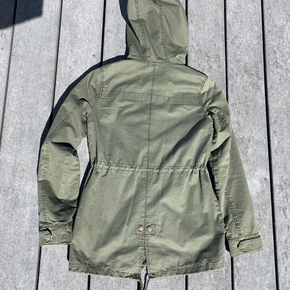 Spring Jacket - Picture 5 of 6